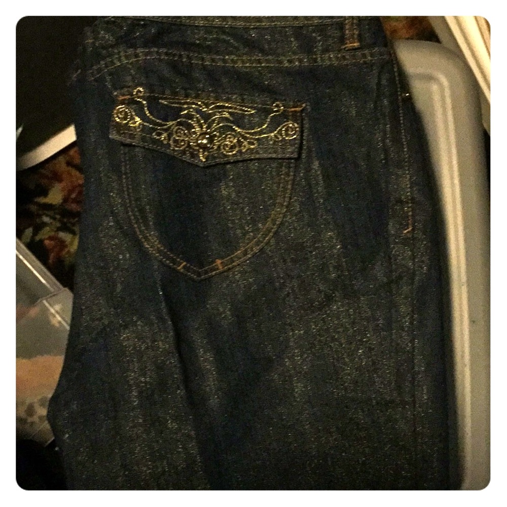 Boot Cut Avenue Jeans .16 Regular.. w/gold specks!